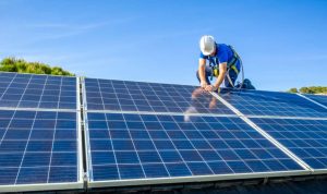 Installation et mise en production des panneaux solaires photovoltaïques à Serres-Castet